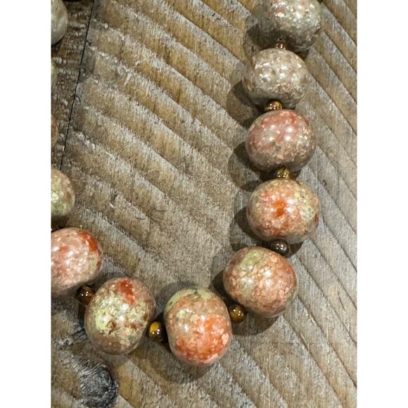 Lot of 2 Necklaces: Multi-Color Agate Lotus Jasper - Picture 6 of 8